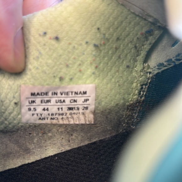 Salomon women’s Sonic 3 Confidence running shoes Size 11 - Picture 5 of 5